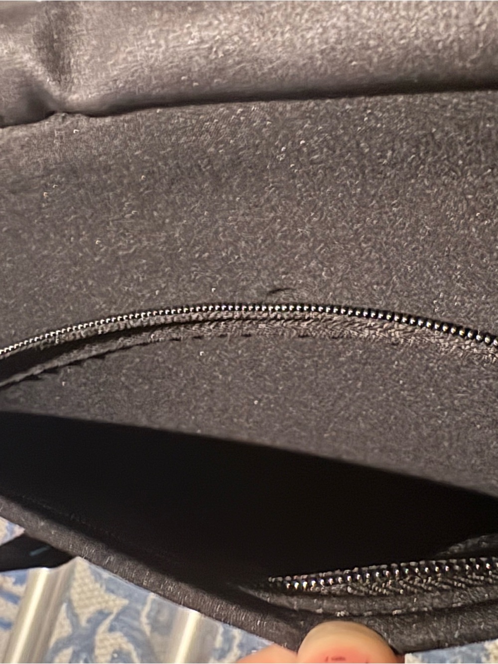 Alienware Vindicator 2.0 Neoprene Gaming Laptop Sleeve Case - Picture 5 of 5